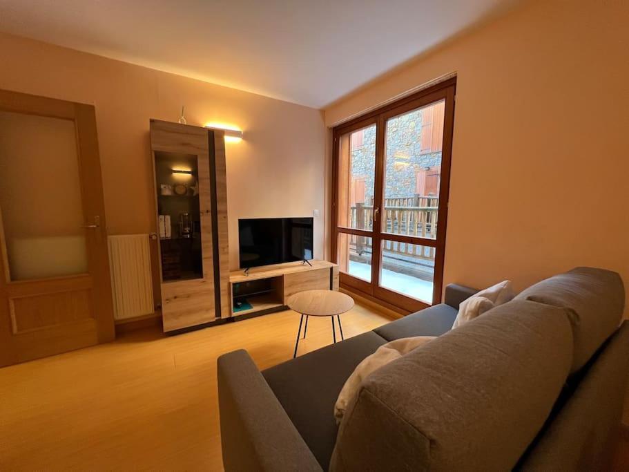 Apartamento Hasta 4 Pax Con Terraza- Nº Hut 08258 Soldeu Bagian luar foto