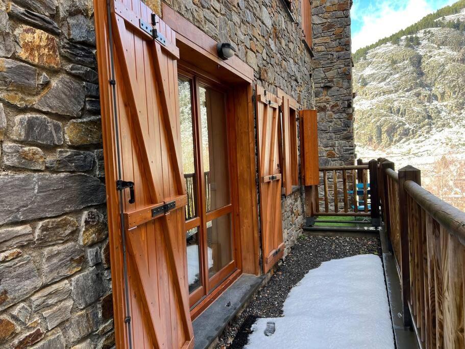 Apartamento Hasta 4 Pax Con Terraza- Nº Hut 08258 Soldeu Bagian luar foto